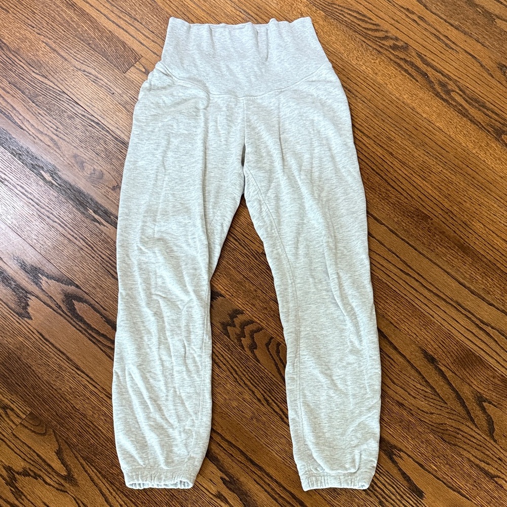 B11 H&M Maternity Light Gray Women's Small High Waist Joggers